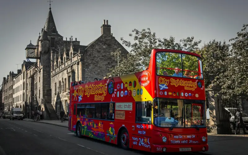 公交车上看到心仪的男生怎么搭讪？