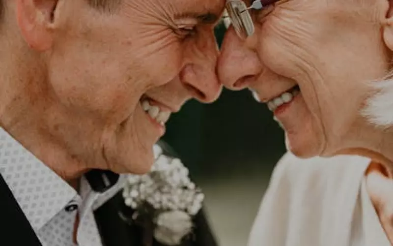 婚外情持续多久说明男人动了真情(如果一段婚外情持续5年算什么)