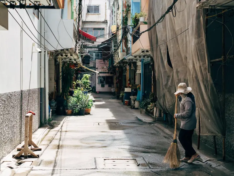 女人应该怎么去挽回婚姻，老公出轨了怎么处理？打败情敌的最好方法