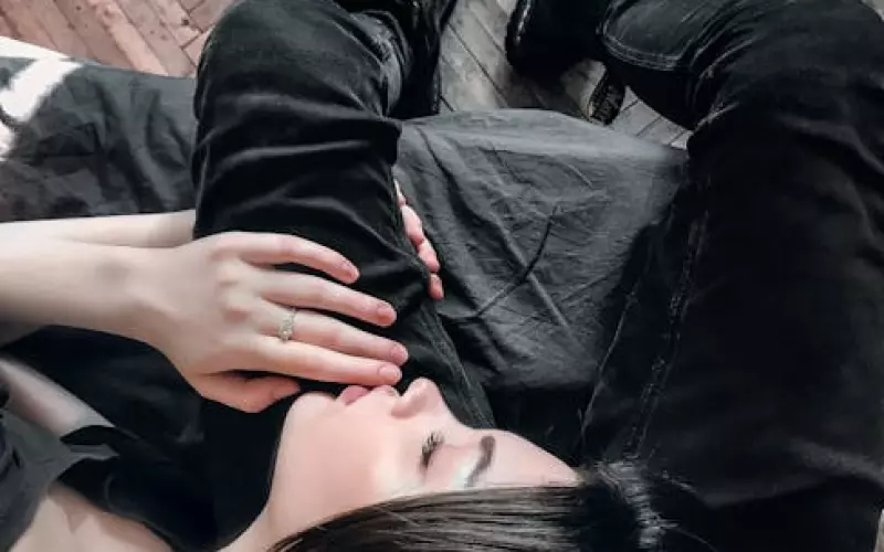 女朋友一直提分手我该怎样挽回(女朋友突然提出分手如何挽回)