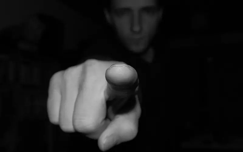 男人不理你该如何挽回  男情人不理我了我想挽回咋办