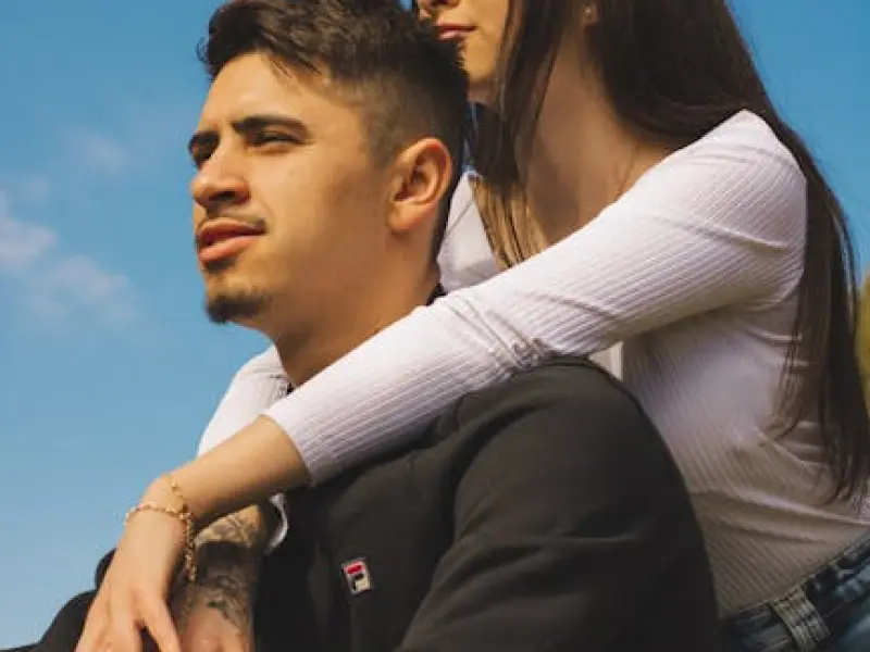 分手后他跟绿茶婊在一起 我该如何挽回前男友