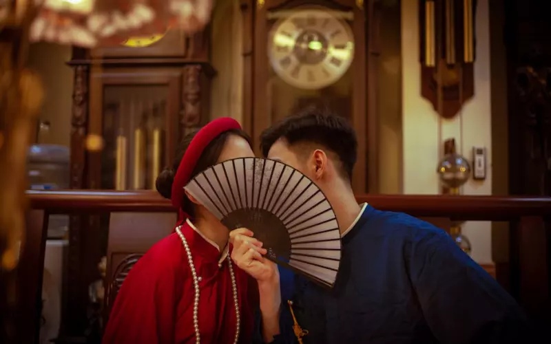 原配该怎样坚守出轨十多年的婚姻(挽回婚外恋最佳时间)