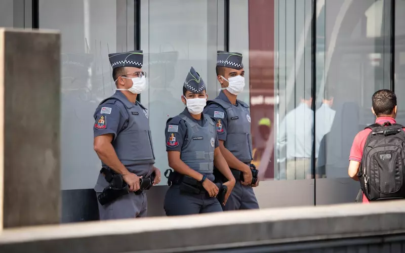 对于小三的那些事，正室该如何正确应对？