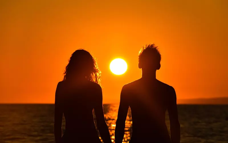 异地恋男友觉得累该如何推进关系