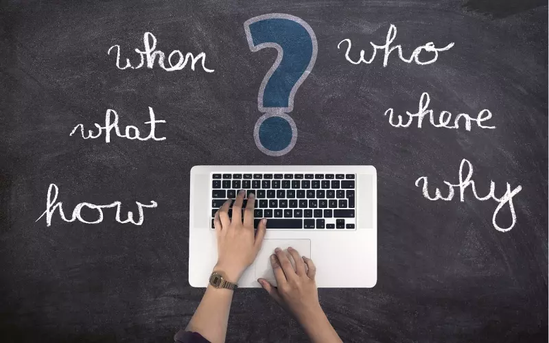 如何旁敲侧击的问我们为什么在一起