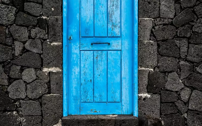 如何做个“最佳前男友”成功挽回旧爱？