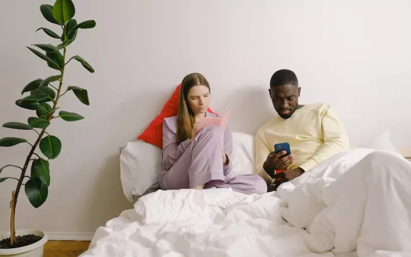 如何和网恋男友提出分手(后悔和网恋男友分手)