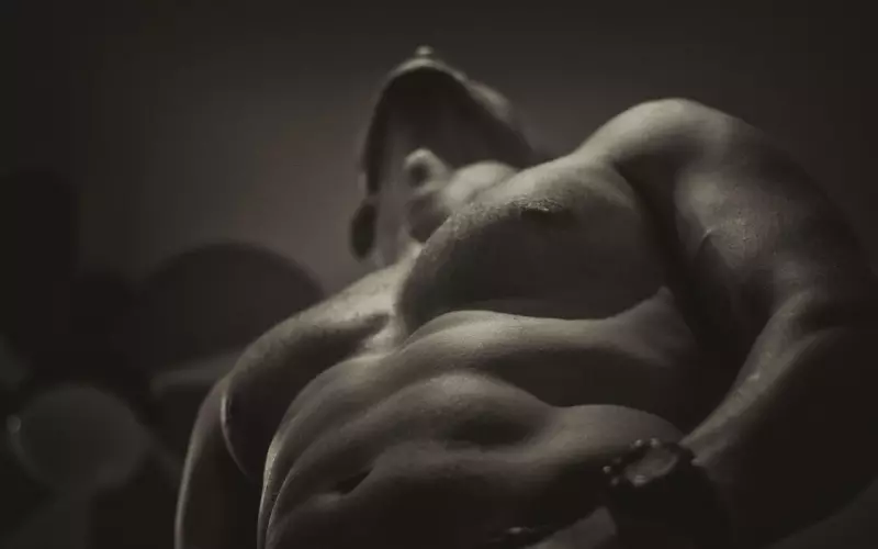 怎么建设朋友圈实现二次吸引挽回男友？