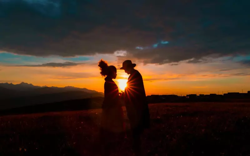 异地恋怎么过七夕，不在身边也能陪她一起浪漫