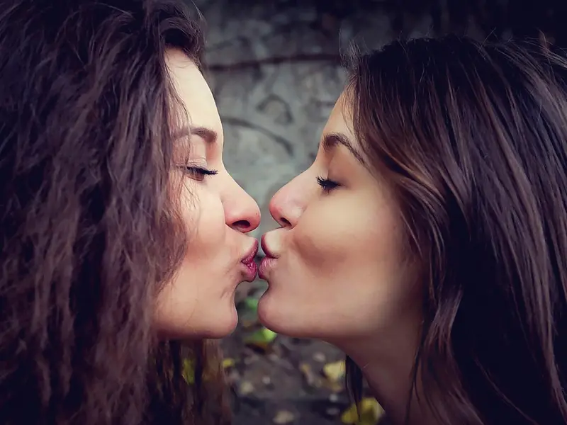 异地恋怎么过情人节，以下几种行为千万不能做