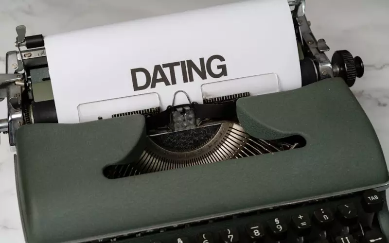 网恋和恋爱怎么选择(网恋相亲谈恋爱的正确相处流程)