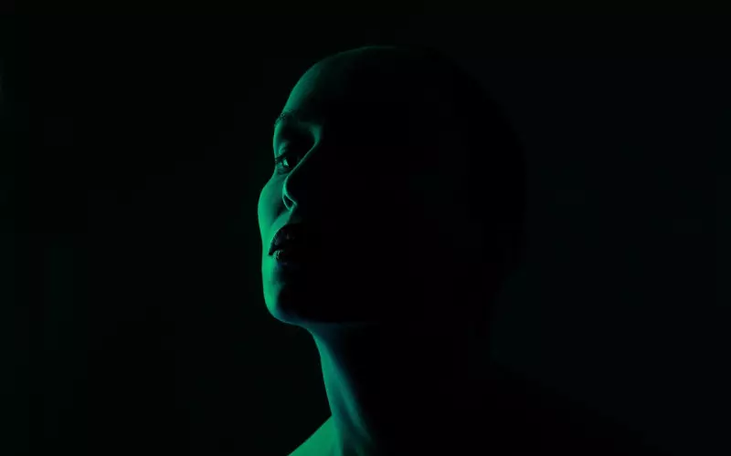 如何安慰失恋的人，让他快速走出失恋的阴影