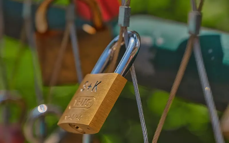 挽回爱情期间如何进行无需求联系？