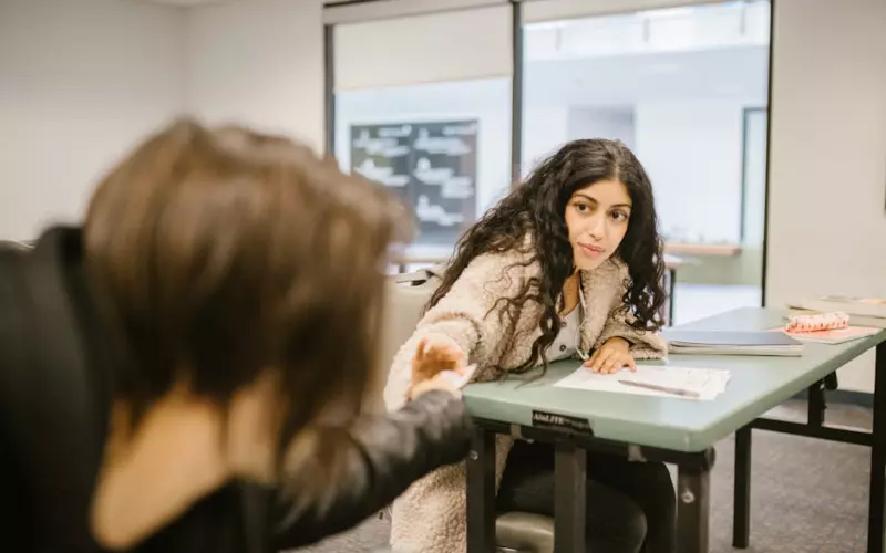 如何冷静对待出轨的男人和小三(怎么走出老公跟小三出轨阴影)