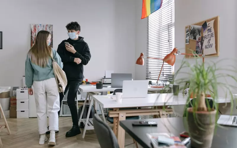 如何处理好夫妻之间的感情问题(如何处理好夫妻之间的感情)