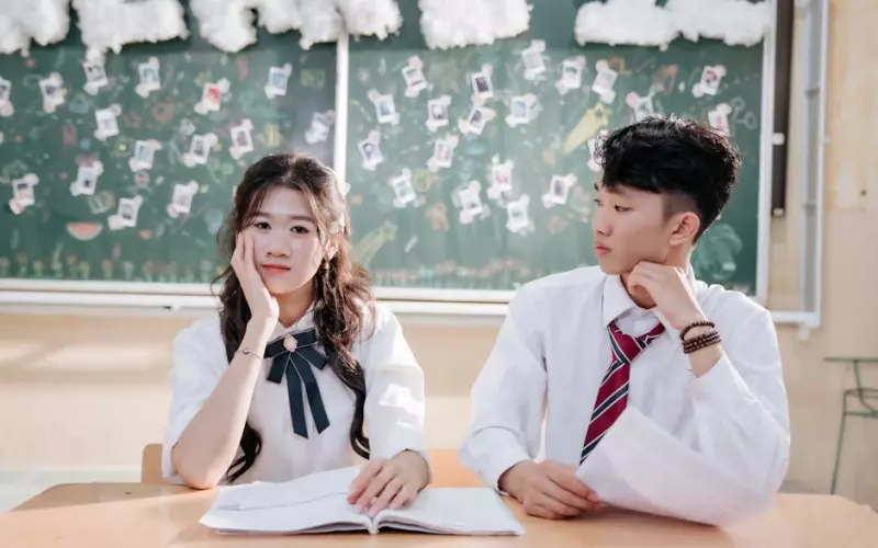 同学婚外情如何处理(同学之间发生婚外情能维持多久)