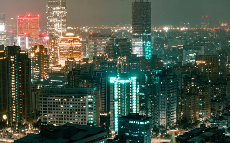 怎么处理好老公出轨的事情(如何应对男人出轨的几种方式)