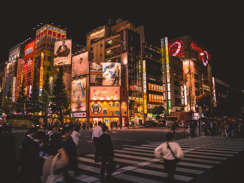 分手后怎么让女人主动回来？聪明的男人，都会这样做