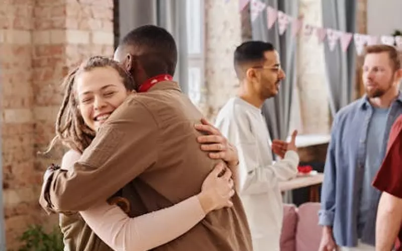 分手后对方同意做朋友怎么挽回(分手了要做朋友怎么挽回)