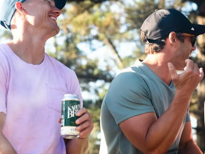 出轨老公该如何挽回：老公爱上小三怎么办？怎么才能挽回老公的心