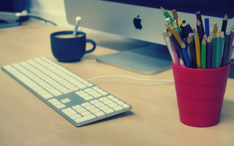 如何走出失恋分手离婚的痛苦(女人失恋了很痛苦该怎么办)