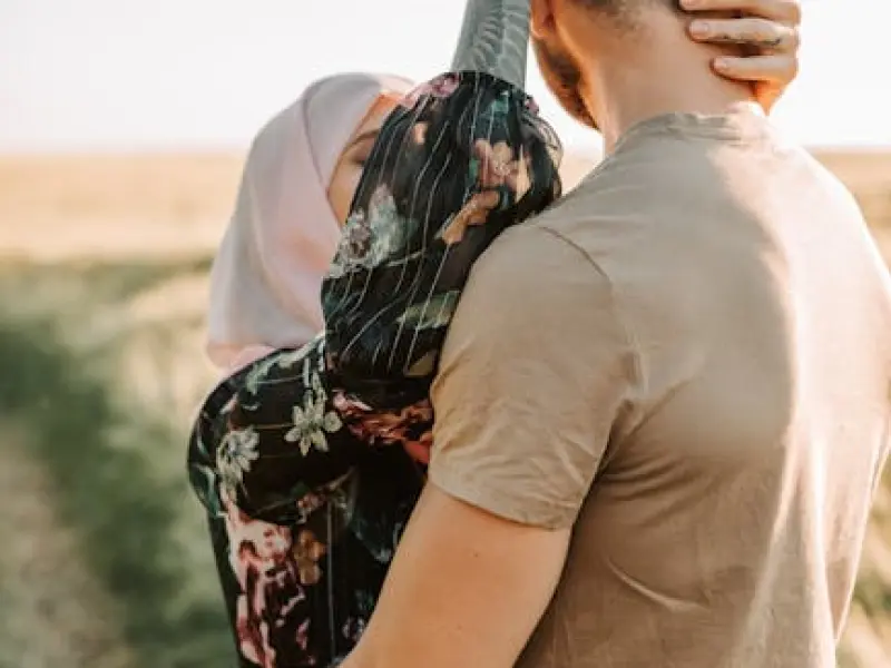 如何挽回男友：怎么挽回失去的男友，让他重新爱上你