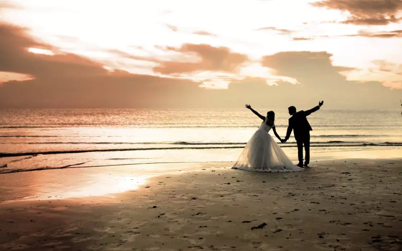 分手了还爱着，如何挽回前任？