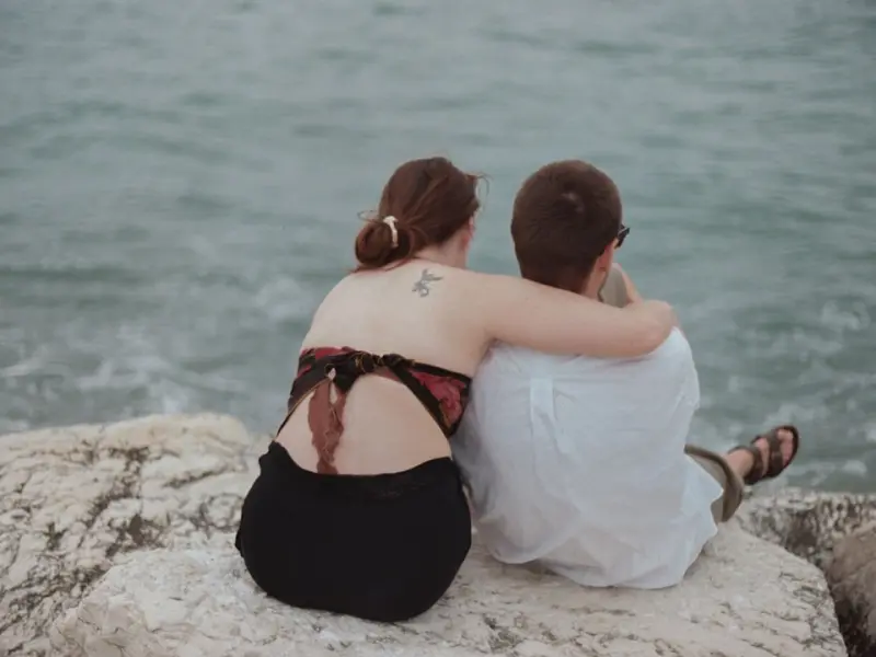 如何挽回前女友？挽回女友怎么做，正确方法