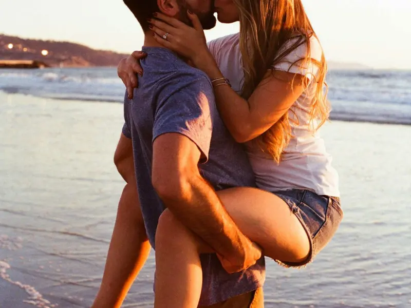 如何挽回女友：分手后如何挽回女朋友，三招挽回爱情