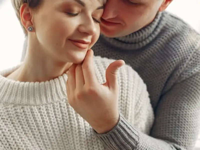 约会时候怎么和女孩子升级关系！