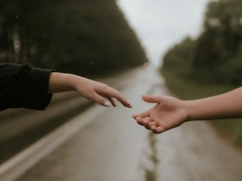 异地恋该怎么维持？最终结婚的都是这样做！