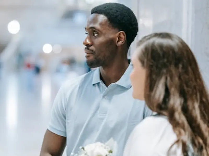 如何让男人主动哄你关心你？学会这六招就够了！