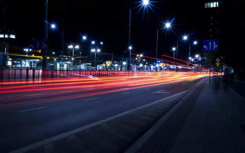 约会时如何正确的与女生进行身体接触