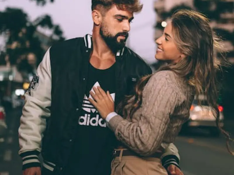 追求女孩时如何让对方习惯你的出现?(上)