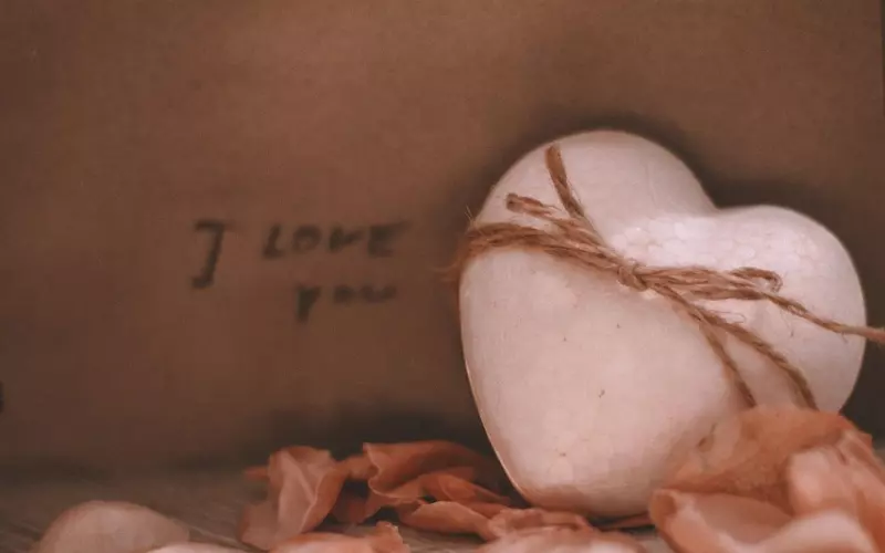 如何让对方再说我爱你？