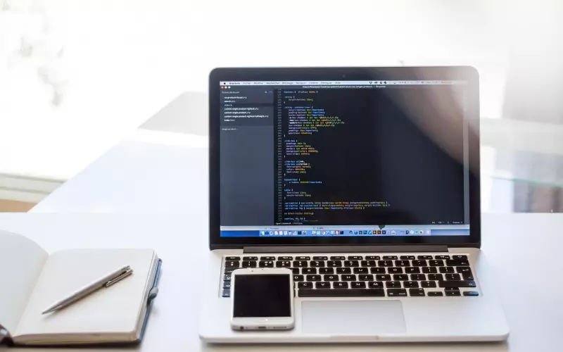 和女生越聊越冷淡如何重新吸引(女生最近反应冷淡如何逆转)