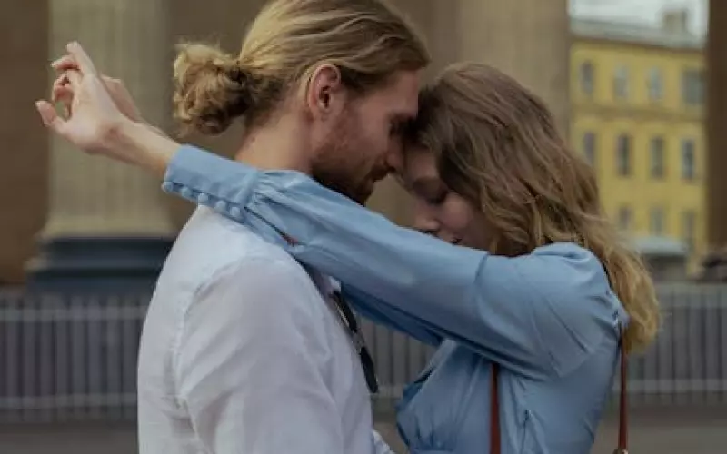 想要挽回男朋友如何重新建立联系？