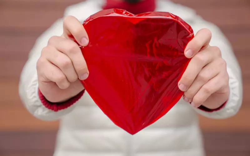 伤了一个男人的心怎么挽回  实用的挽回方法