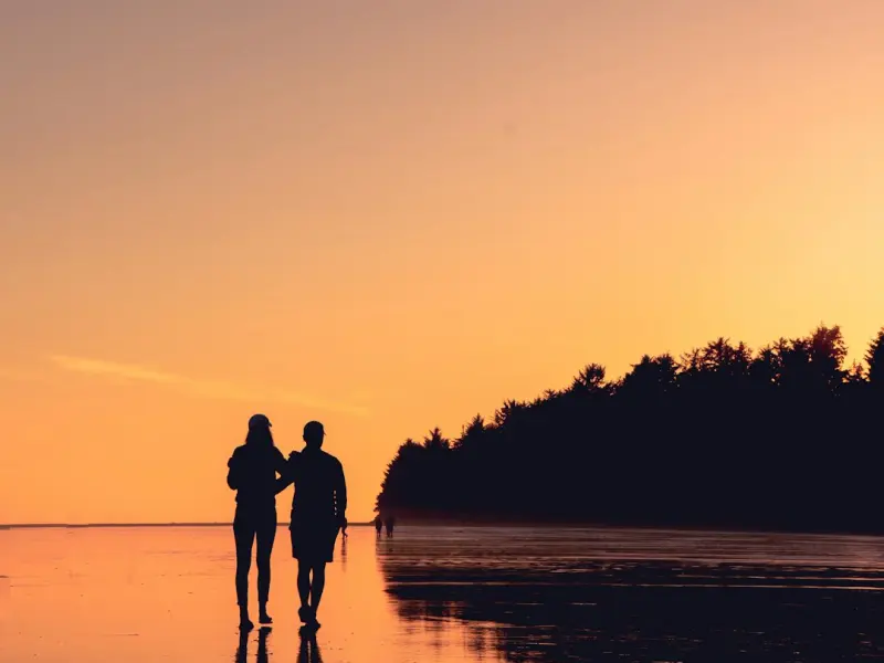 分手该怎样挽回？挽回分手女友的方法，挽回女友轻而易举！