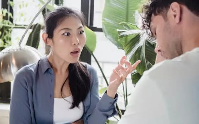 女朋友说三观不合分手怎么挽回(相处三个月发现三观不合怎么挽回)