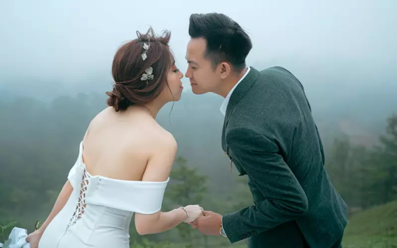 女性婚内出轨怎么挽回(婚内如何挽回出轨老公)