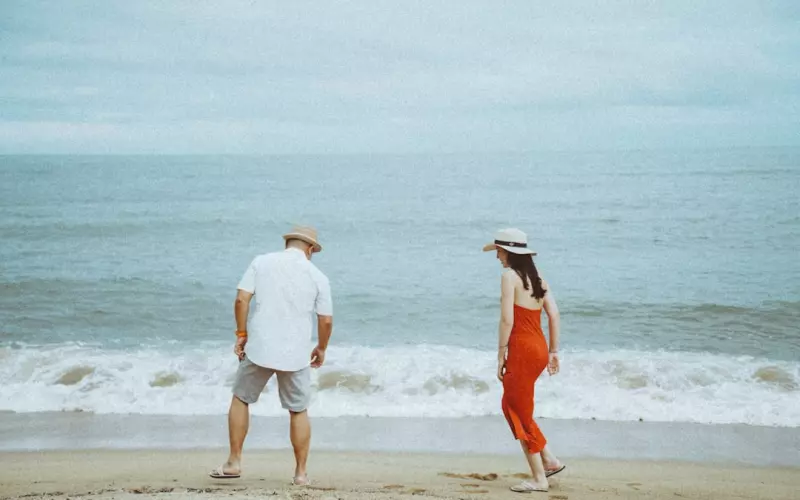 老婆出轨闹离婚怎么挽回(老婆出轨要离婚该怎么挽回)