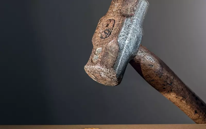 被老公打伤的女人怎么挽回？情感咨询专家教你解决问题