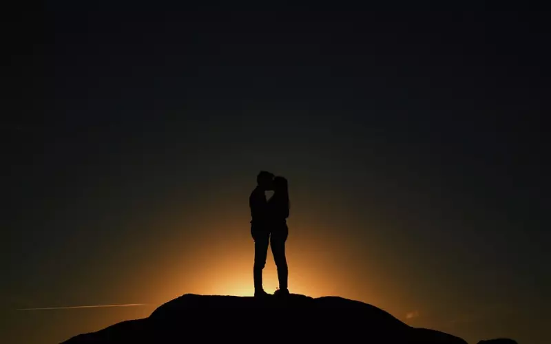 强吻被拉黑怎么挽回