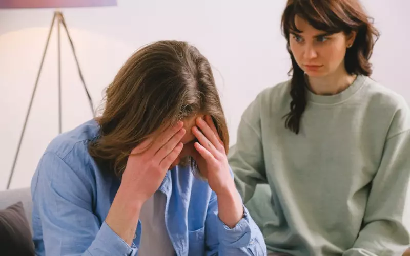 给另一半带来负面情绪如何挽回(负面情绪满让男朋友烦了怎么挽回)