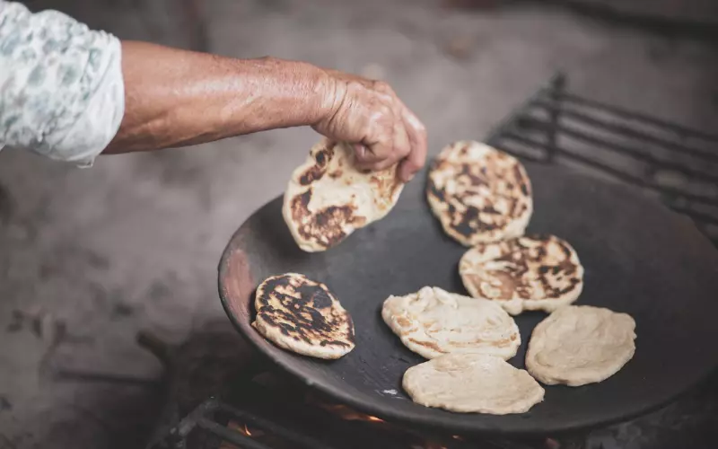 如果男友坚决要分手如何挽回？