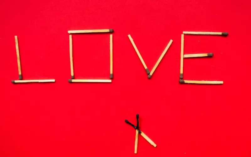 爱情遭受情敌入侵，该如何挽回爱情？