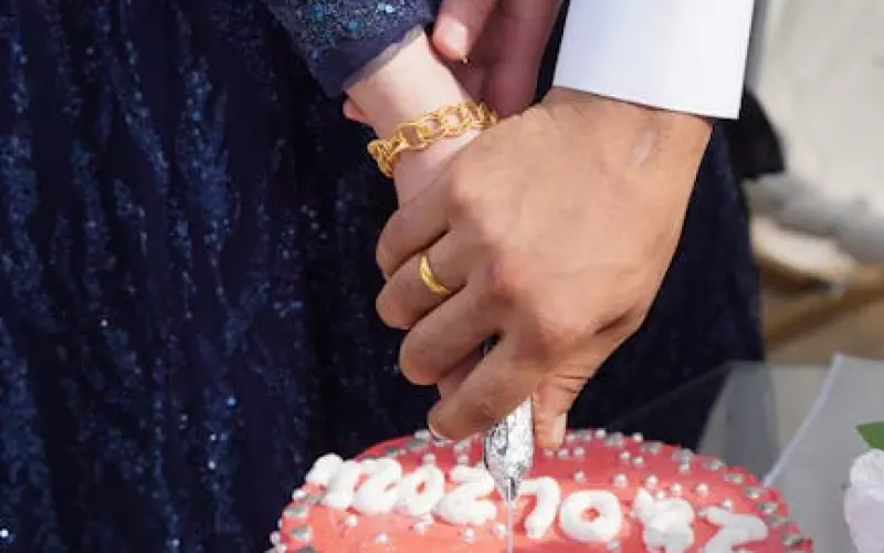 拯救婚姻的办法如何拯救婚姻危机(怎么才能修复婚姻裂痕挽救婚姻)