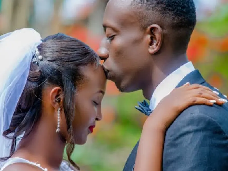 老公出轨如何挽回婚姻，挽回婚姻要懂得夫妻相处之道，正确挽回婚姻的方法